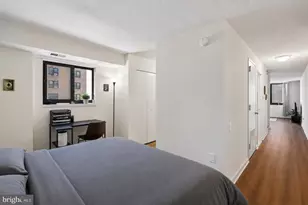 1420 Locust St, Philadelphia, PA 19102 - Photo 6