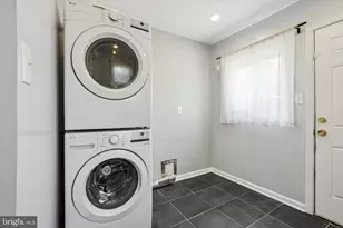 2512 E Hagert St, Philadelphia, PA 19125 - Photo 12