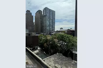 2018-2032 Walnut Street #7M, Philadelphia, PA 19103 - Photo 12