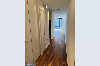 2018-2032 Walnut Street #7M, Philadelphia, PA 19103 - Photo 2