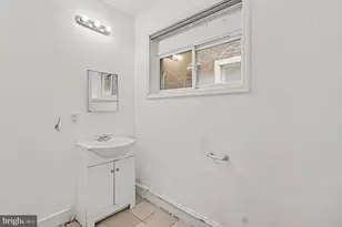 4813 N Warnock St, Philadelphia, PA 19141 - Photo 20