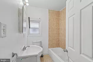 4813 N Warnock St, Philadelphia, PA 19141 - Photo 12