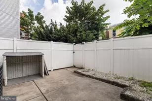 1325 S Cleveland St, Philadelphia, PA 19146 - Photo 14
