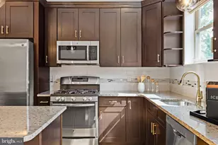 1325 S Cleveland St, Philadelphia, PA 19146 - Photo 12