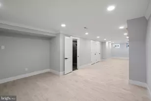 6255 Magnolia St, Philadelphia, PA 19144 - Photo 30