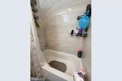 7926 Bustleton Avenue, Philadelphia, PA 19152 - Photo 12