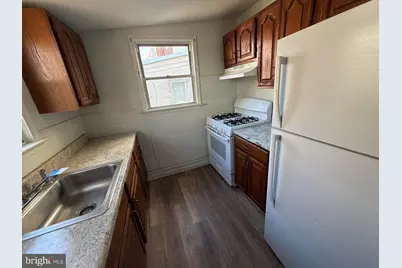 138 N Edgewood Street, Philadelphia, PA 19139 - Photo 6