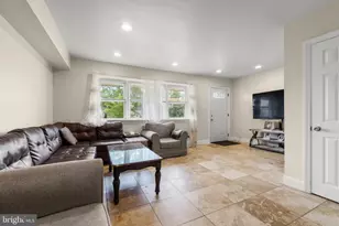 7959 Langdon St, Philadelphia, PA 19111 - Photo 4