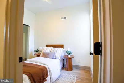 526 Moore Street, Philadelphia, PA 19148 - Photo 18