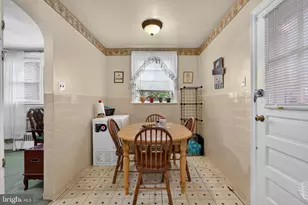 2003 Oakmont St, Philadelphia, PA 19152 - Photo 14