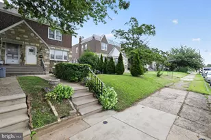 2003 Oakmont St, Philadelphia, PA 19152 - Photo 2
