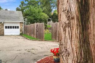 466 Paoli Ave, Philadelphia, PA 19128 - Photo 34