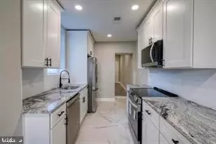 160 East St, Philadelphia, PA 19127 - Photo 12