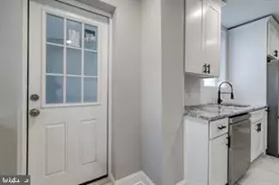 160 East St, Philadelphia, PA 19127 - Photo 16