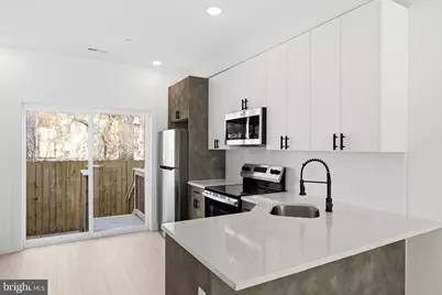 1043 W Orleans Street, Philadelphia, PA 19133 - Photo 4