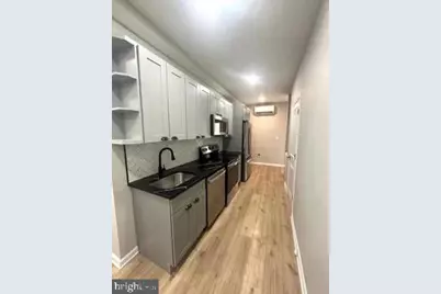 2215 N 10th Street, Philadelphia, PA 19133 - Photo 8