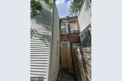 1038 W Monmouth Street, Philadelphia, PA 19133 - Photo 14