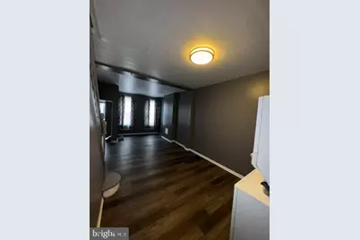 1038 W Monmouth Street, Philadelphia, PA 19133 - Photo 4