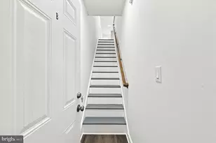 3053 N 8th St, Philadelphia, PA 19133 - Photo 14
