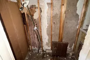 643 S 60th St, Philadelphia, PA 19143 - Photo 10