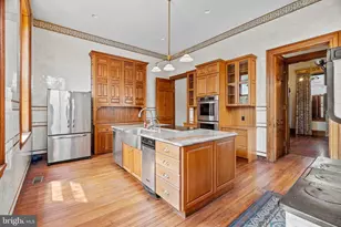 2201 Green St, Philadelphia, PA 19130 - Photo 10