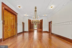 2201 Green St, Philadelphia, PA 19130 - Photo 8