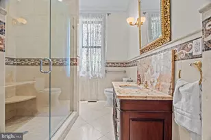 2201 Green St, Philadelphia, PA 19130 - Photo 28