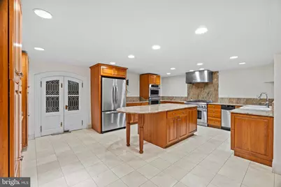 2201 Green Street #1L, Philadelphia, PA 19130 - Photo 2