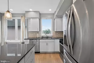 606 W Jefferson St, Philadelphia, PA 19122 - Photo 20
