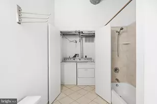 2200 Arch St, Philadelphia, PA 19103 - Photo 26