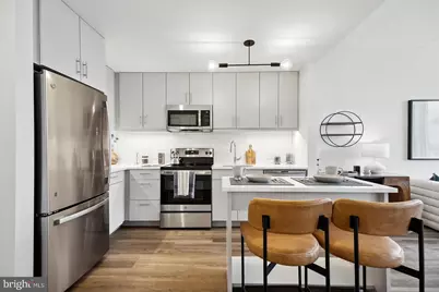 569 N 5th Street #915, Philadelphia, PA 19123 - Photo 2