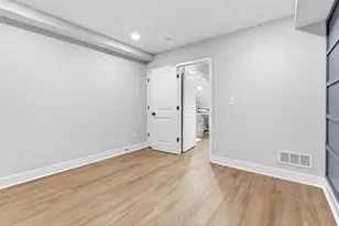 861 N 15th St, Philadelphia, PA 19130 - Photo 18