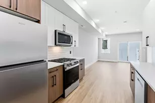 861 N 15th St, Philadelphia, PA 19130 - Photo 6