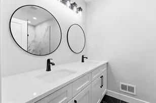 861 N 15th St, Philadelphia, PA 19130 - Photo 34