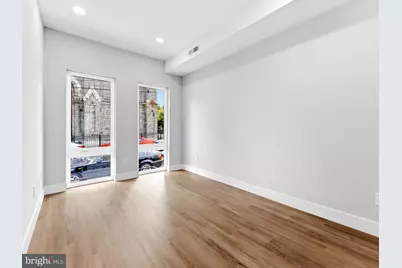 861 N 15th Street, Philadelphia, PA 19130 - Photo 4