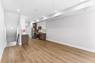 861 N 15th St, Philadelphia, PA 19130 - Photo 10