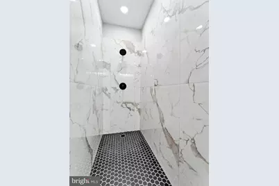 861 N 15th Street, Philadelphia, PA 19130 - Photo 36
