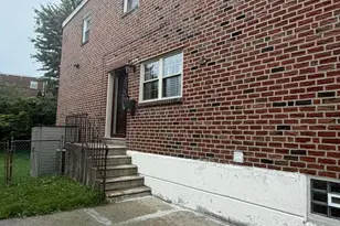 814 Kendrick St, Philadelphia, PA 19111 - Photo 2