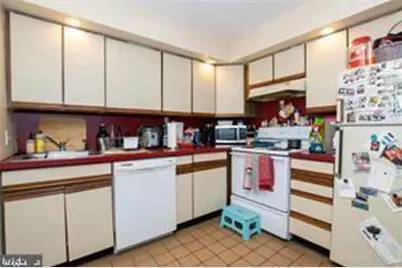 2047 Green Street, Philadelphia, PA 19130 - Photo 14