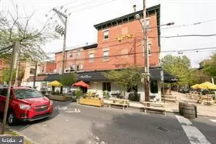 2047 Green St, Philadelphia, PA 19130 - Photo 1