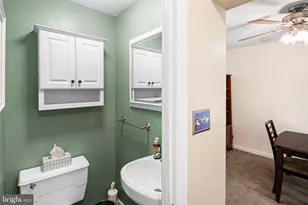 15022 London Rd, Philadelphia, PA 19116 - Photo 12