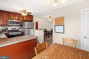 15022 London Rd, Philadelphia, PA 19116 - Photo 6