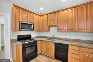 112 Hermit St, Philadelphia, PA 19127 - Photo 12