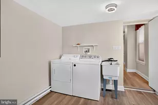 112 Hermit St, Philadelphia, PA 19127 - Photo 16