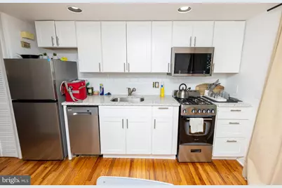 1915 Pemberton Street #3, Philadelphia, PA 19146 - Photo 10
