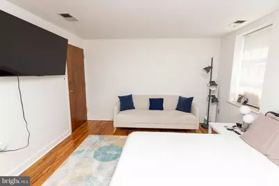 1915 Pemberton Street #3, Philadelphia, PA 19146 - Photo 8