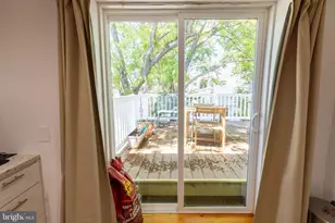 1915 Pemberton St, Philadelphia, PA 19146 - Photo 16