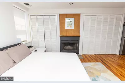 1915 Pemberton Street #3, Philadelphia, PA 19146 - Photo 2