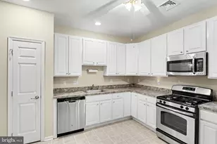 15070 Dahlia Dr, Philadelphia, PA 19116 - Photo 10