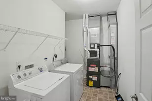 15070 Dahlia Dr, Philadelphia, PA 19116 - Photo 14